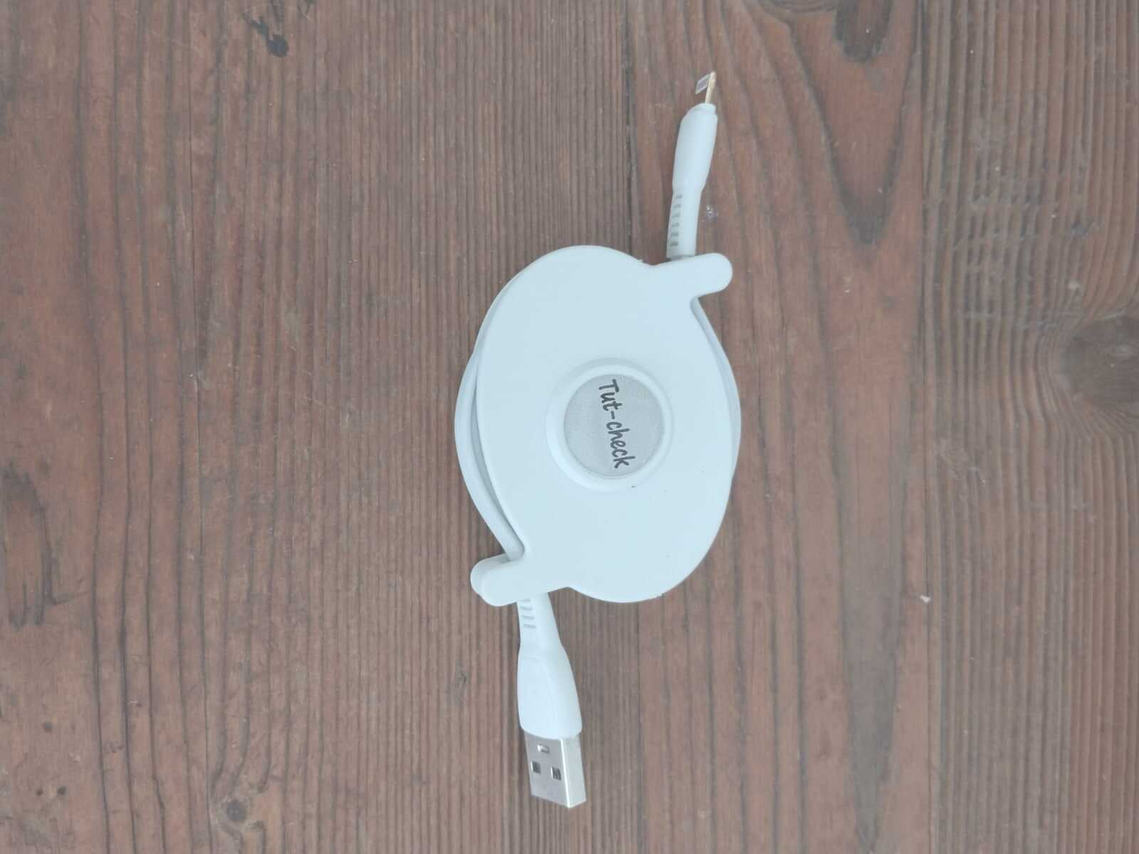 Tut-Check Retractable USB Cable